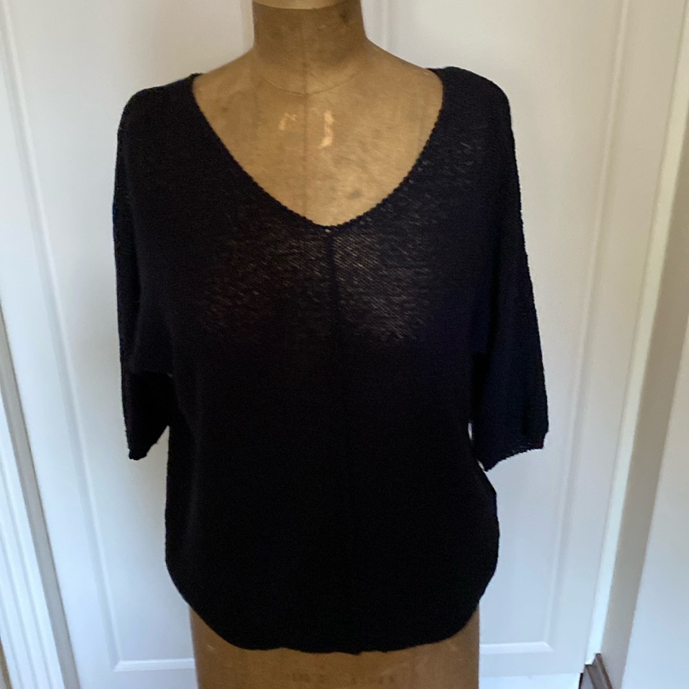 WD-NY BLACK TOP . Size L
